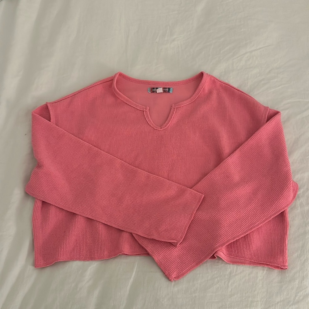Urban Outfitters pink sweater (relaxed fit) size M